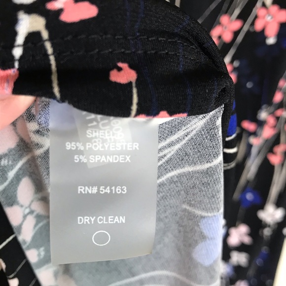 Tommy Hilfiger Dress Floral Long Bell Sleeve Sz 14 - Picture 6 of 8